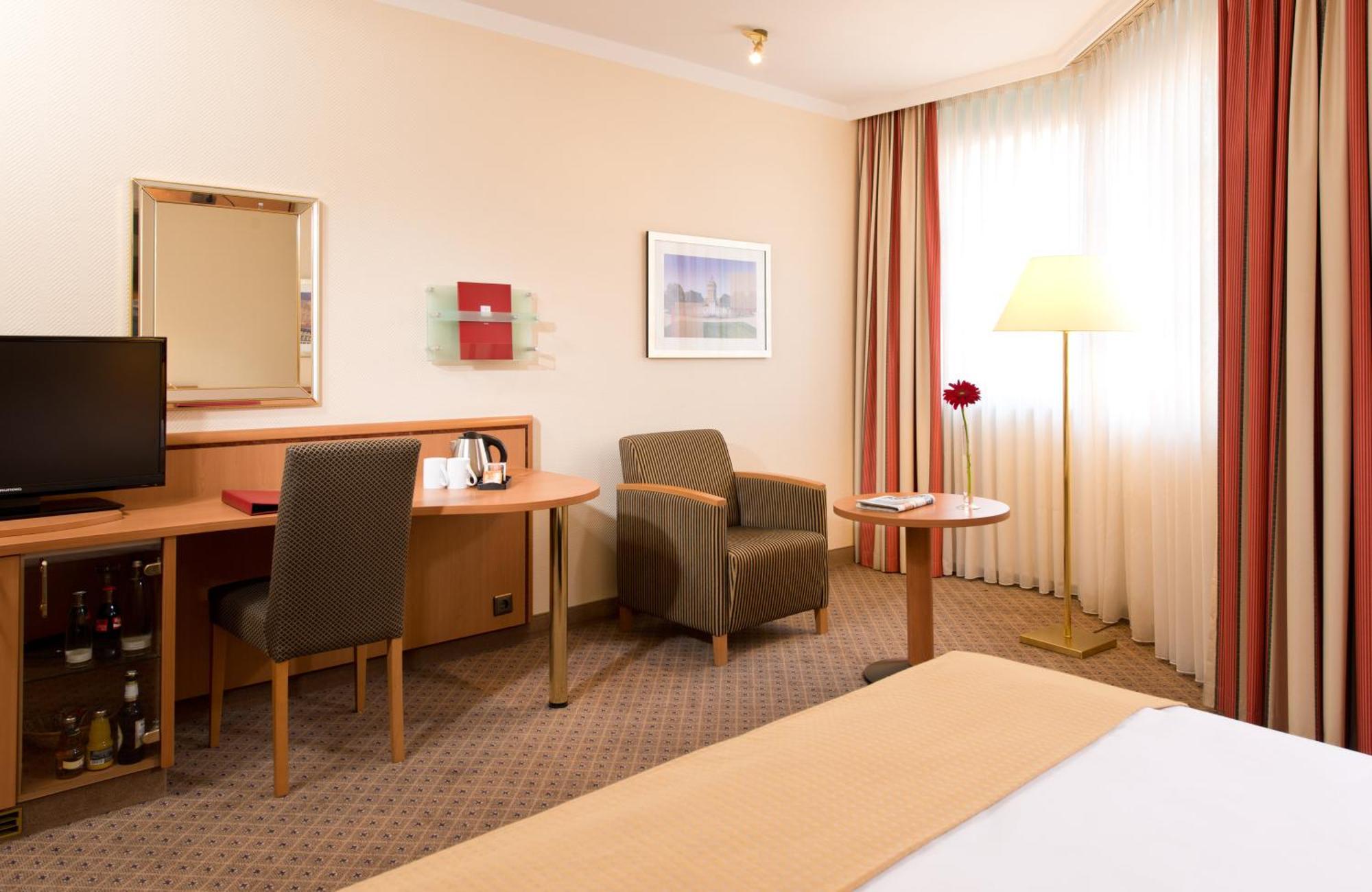 Leonardo Hotel Mannheim City Center Exterior photo